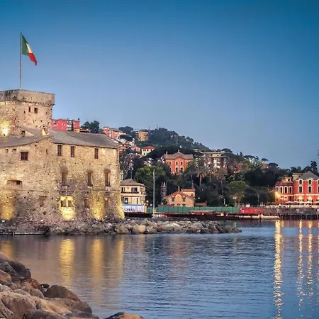 Apartment Spazioso - Vicino Al Mare E Al Porto - In Centro Citta Rapallo